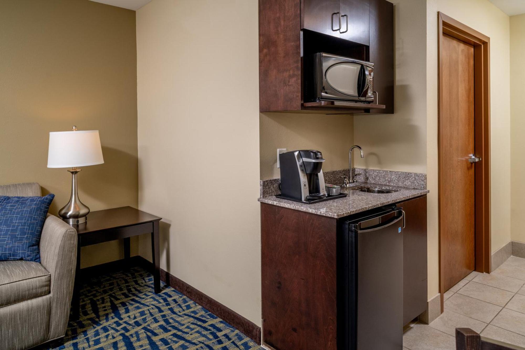 Holiday Inn Express & Suites Lebanon By Ihg Buitenkant foto