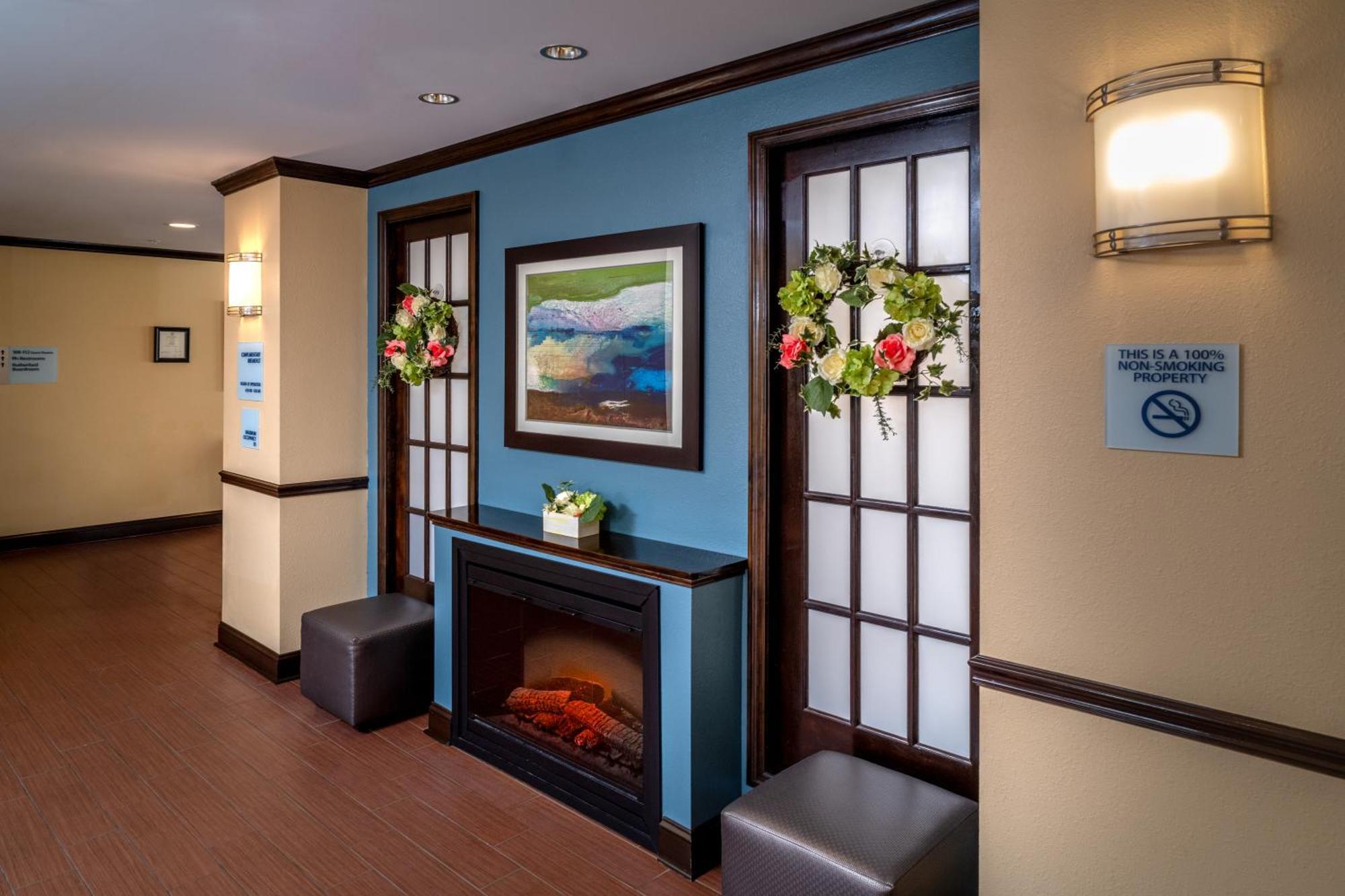 Holiday Inn Express & Suites Lebanon By Ihg Buitenkant foto