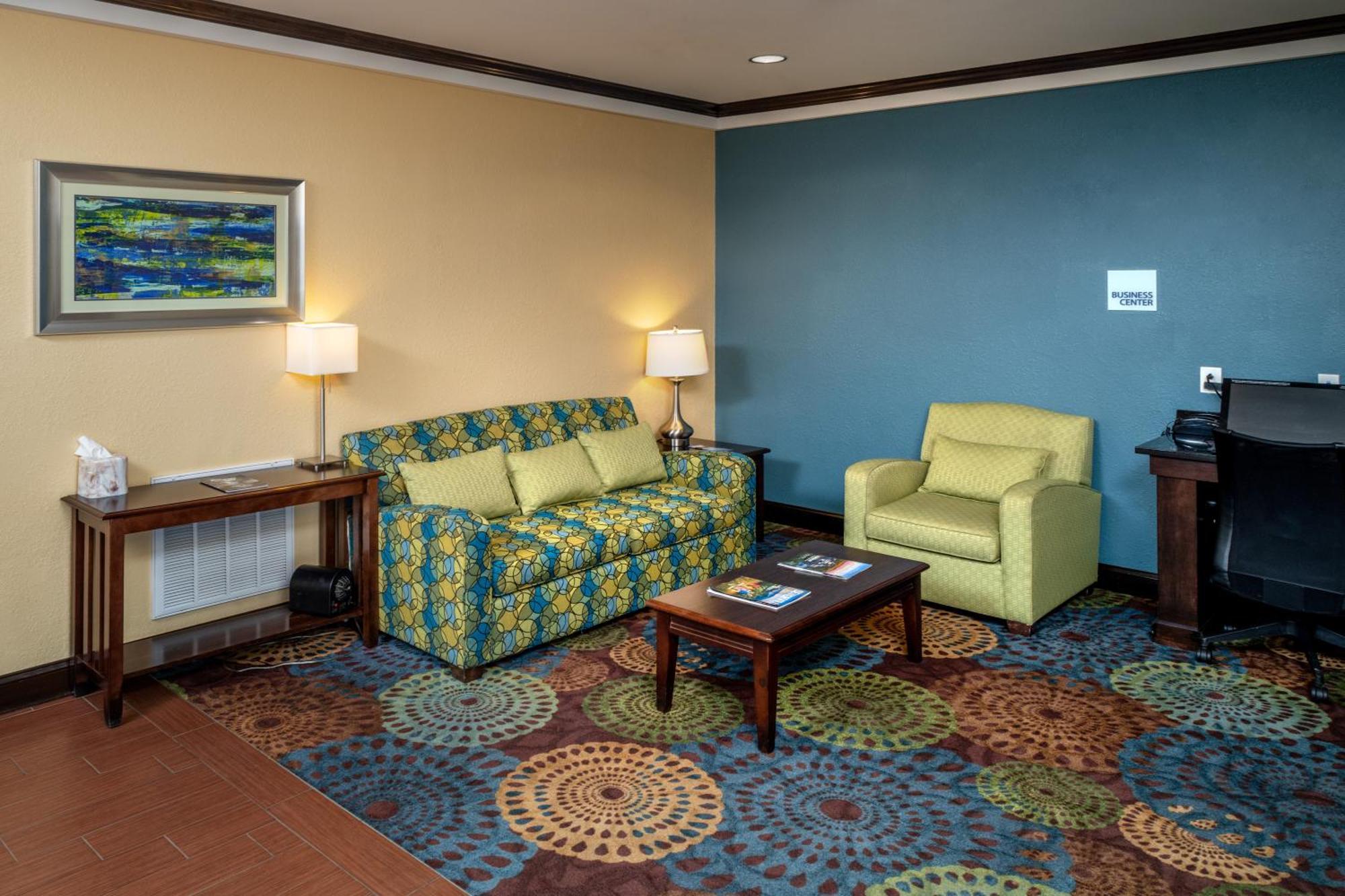 Holiday Inn Express & Suites Lebanon By Ihg Buitenkant foto