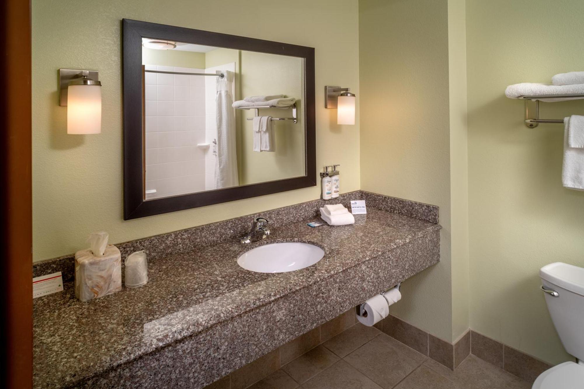 Holiday Inn Express & Suites Lebanon By Ihg Buitenkant foto