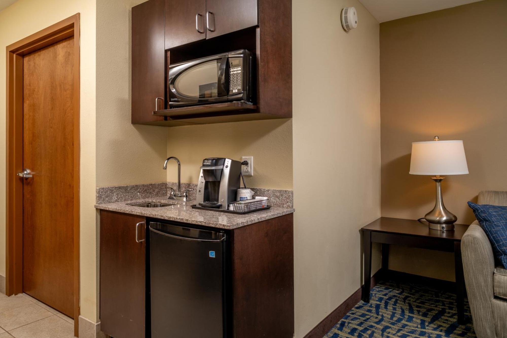 Holiday Inn Express & Suites Lebanon By Ihg Buitenkant foto