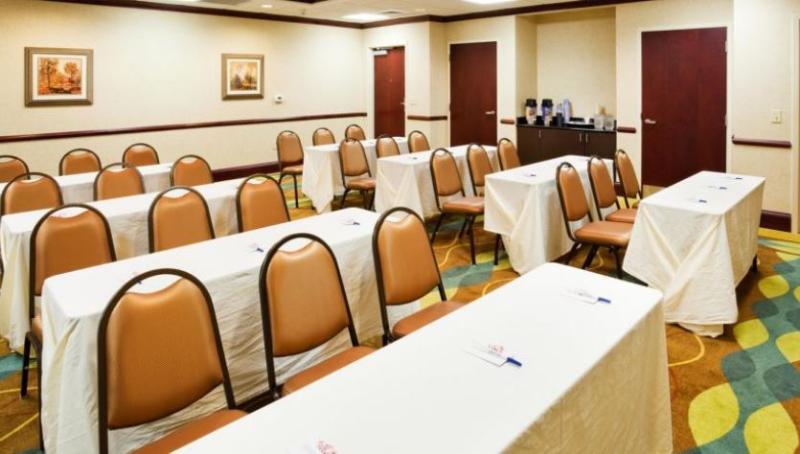 Holiday Inn Express & Suites Lebanon By Ihg Buitenkant foto